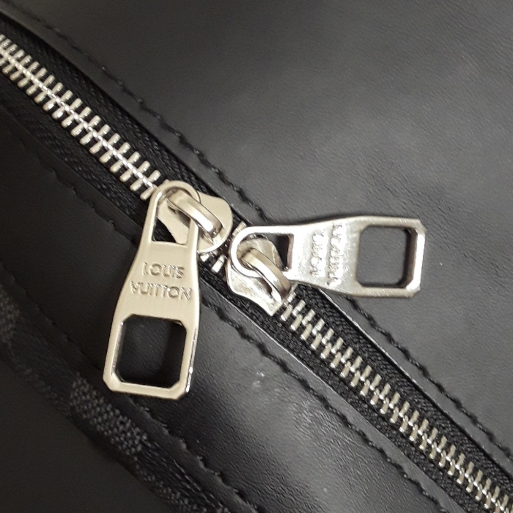 Louis Vuitton Michael Backpack - Picture 7 of 8